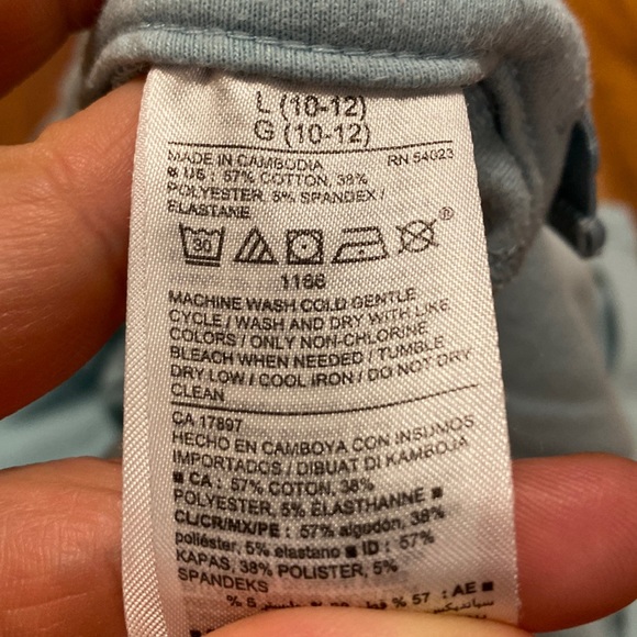 Girl’s Size Large (10-12) Bundle of 2: Sage Green Bermudas & Pale Blue Jersey - Picture 8 of 9